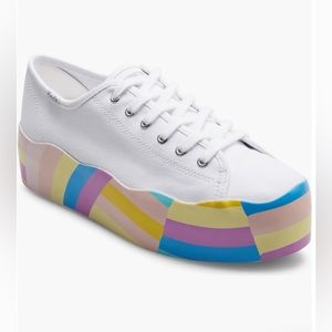 Keds women’s Triple Up Wavy Platform Sneakers Size 9 New